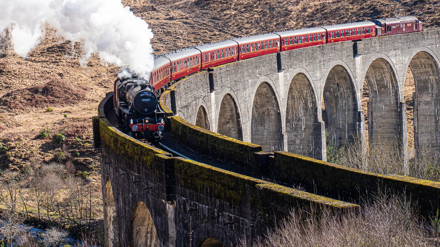 Best Time for Scotland travel: Seasonal Guide for the Perfect Scottish Highlands Adventure 2025